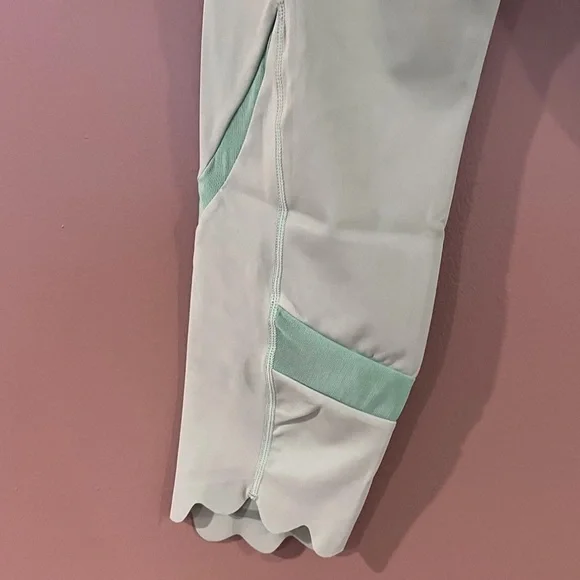 New! FILA “Dreama” Scallop Hem Active Leggings – Mint Green (M, NWT) - Picture 4 of 6